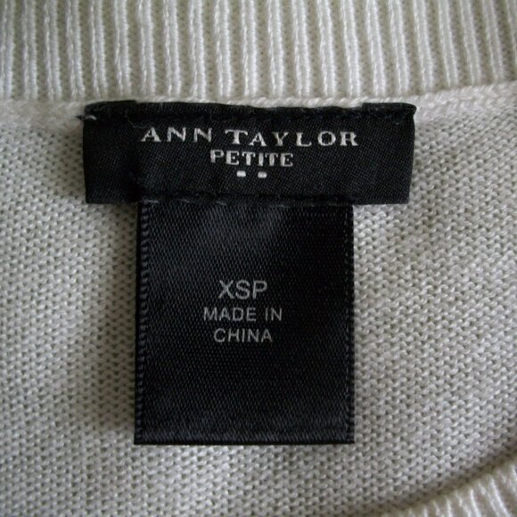 Ann Taylor White/Black Long Sleeve Sweater Size XSP - Picture 2 of 15